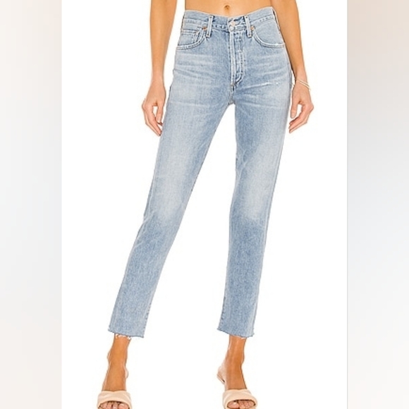 Citizens Of Humanity Denim - Citizens Of Humanity Liya High Rise Classic Fit Crop Light Wash Jeans Size 28